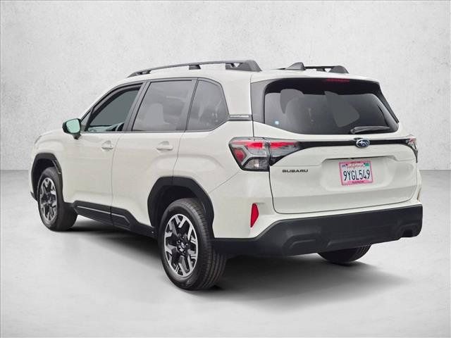 Used 2026 Subaru Forester Premium AWD/4WD image 8