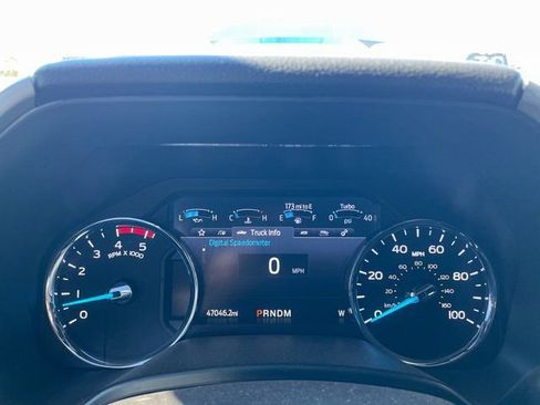 Used 2022 Ford F250 Lariat w/ Lariat Value Package image 11