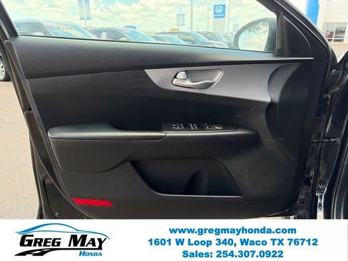 Used 2023 Kia Forte LXS FWD image 19