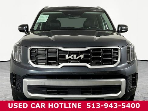 Certified 2023 Kia Telluride S AWD/4WD image 2