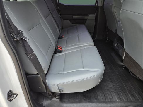 Used 2022 Ford F150 XL RWD image 25