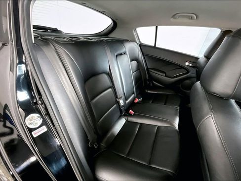 Used 2017 Kia Forte EX image 26