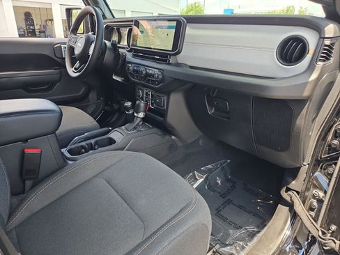 Used 2024 Jeep Wrangler Unlimited Sport AWD/4WD image 21