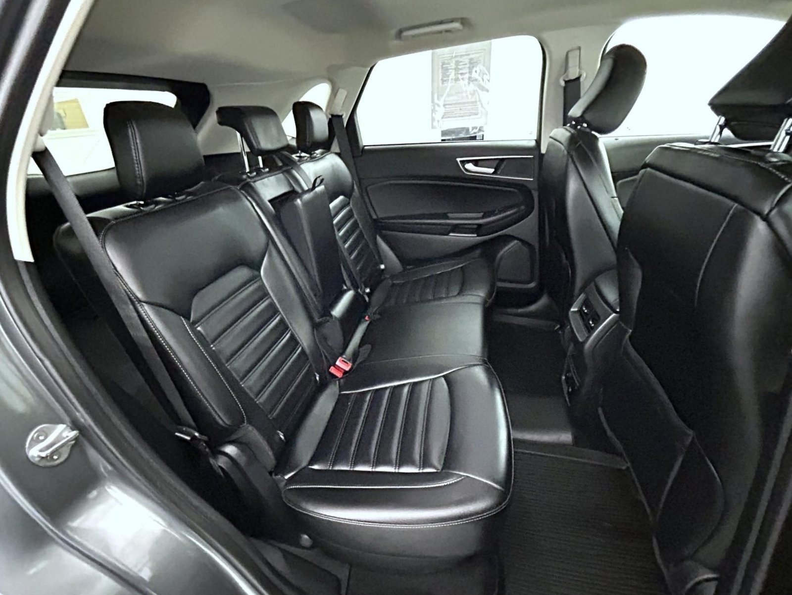 Used 2024 Ford Edge SEL w/ Convenience Package AWD/4WD image 18