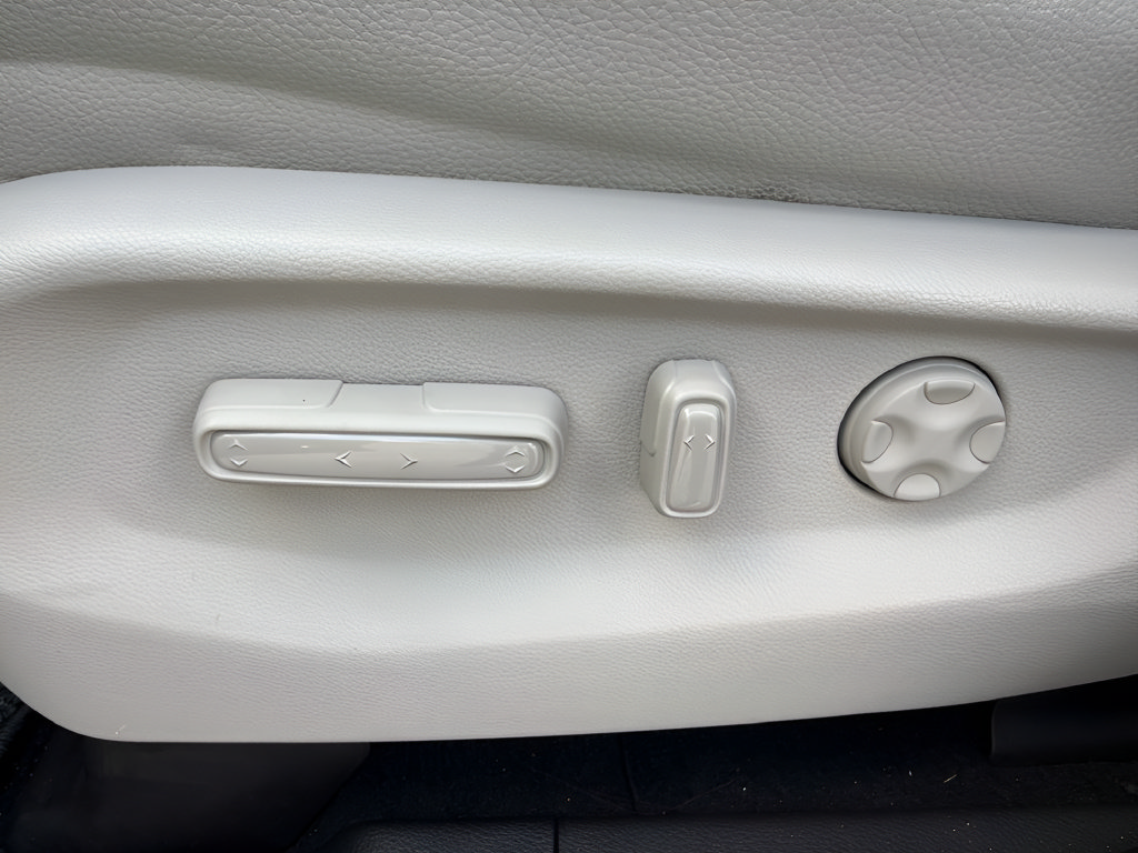 Used 2026 Honda Odyssey EX-L image 10