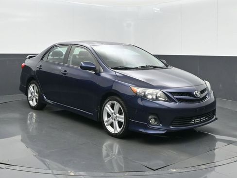 Used 2013 Toyota Corolla S w/ Premium Pkg FWD image 1