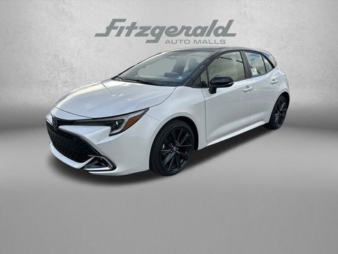 New 2026 Toyota Corolla XSE image 3