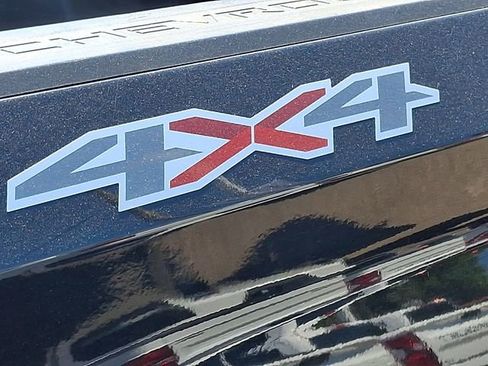 Used 2019 Chevrolet Silverado 1500 LT w/ All-Star Edition AWD/4WD image 24