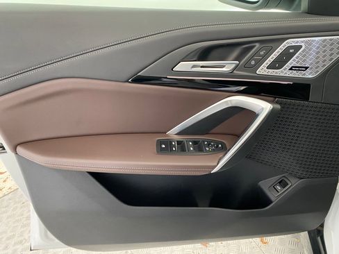 Used 2025 BMW X1 xDrive28i w/ Premium Package image 11