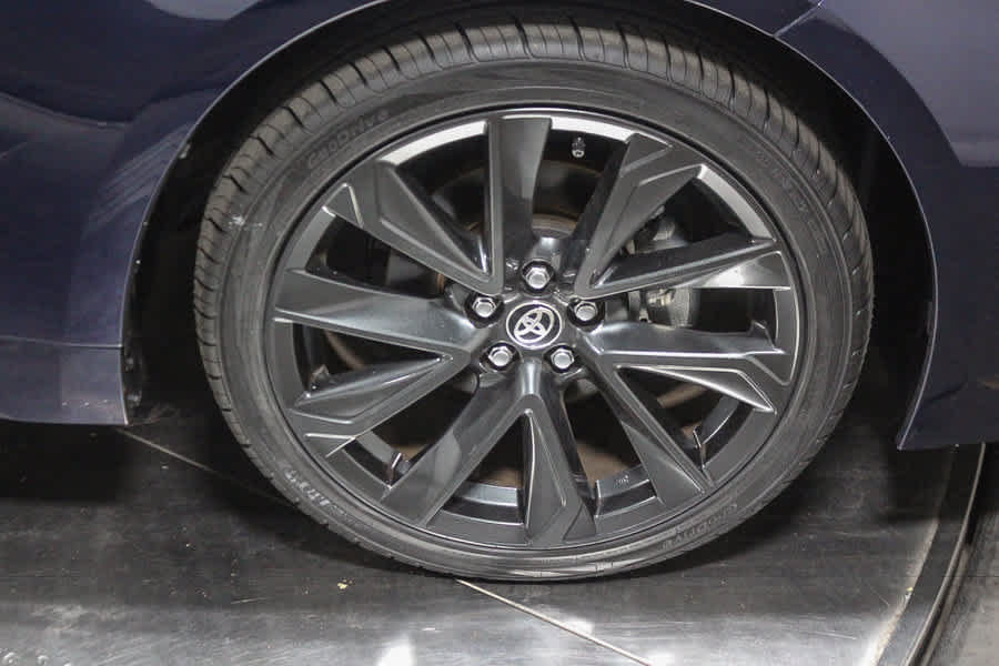 Used 2024 Toyota Corolla SE w/ SE Premium Package FWD image 11