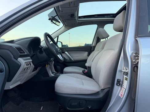 Used 2018 Subaru Forester 2.5i Premium w/ All-Weather Package AWD/4WD image 5