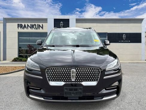 Certified 2023 Lincoln Aviator 2WD image 2