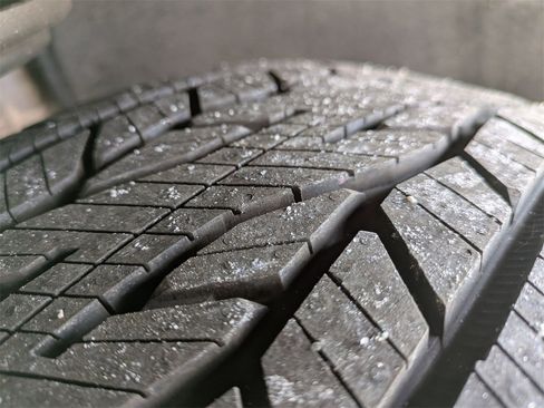 Used 2021 Chevrolet Traverse LT w/ LT Premium Package image 12