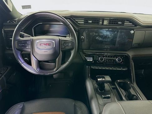 Used 2023 GMC Sierra 1500 AT4 w/ Technology Package AWD/4WD image 30