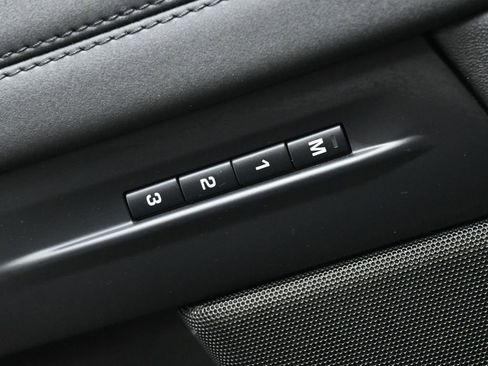 Used 2021 Land Rover Range Rover Evoque R-Dynamic S image 39