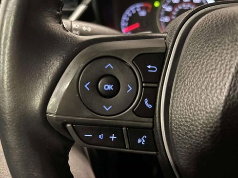 Used 2021 Toyota Corolla SE image 38