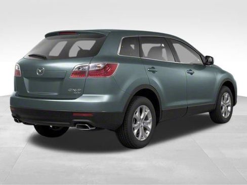 Used 2010 MAZDA CX-9 Grand Touring w/ Moonroof & Bose Audio Pkg image 2