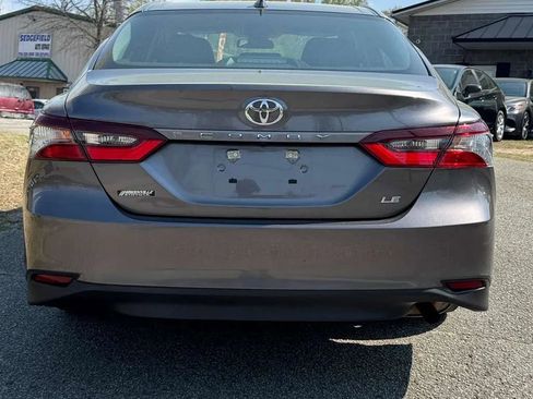 Used 2023 Toyota Camry LE FWD image 5