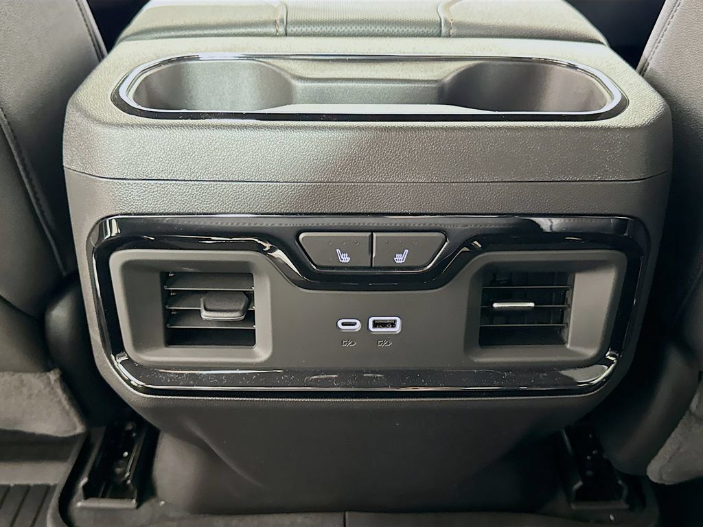 New 2026 GMC Sierra 1500 AT4 w/ AT4 Premium Package AWD/4WD image 14