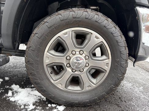 Used 2018 RAM 2500 Big Horn image 18