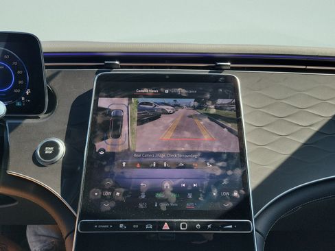 Certified 2023 Mercedes-Benz EQS 450+ SUV image 28