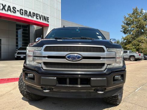 Used 2019 Ford F150 Platinum w/ Equipment Group 701A Luxury AWD/4WD image 3