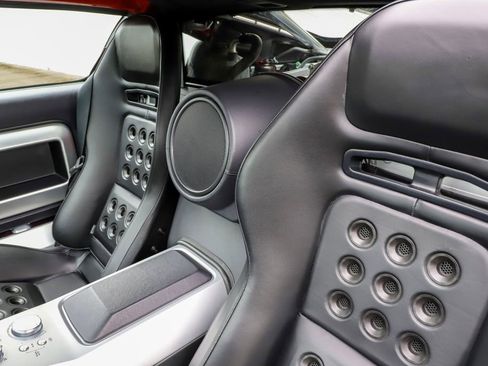 Used 2006 Ford GT RWD image 57