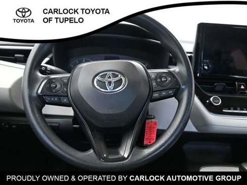 Used 2024 Toyota Corolla LE image 23