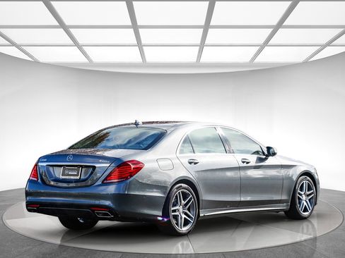 Certified 2017 Mercedes-Benz S 550 4MATIC Sedan image 4