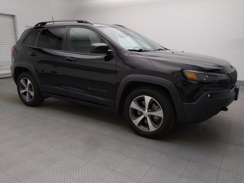 Used 2020 Jeep Cherokee Latitude w/ Quick Order Package 26F North AWD/4WD image 11