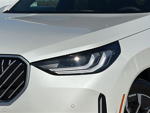 New 2026 BMW X3 xDrive30 w/ Premium Package image 4