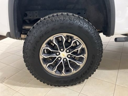 Used 2019 Chevrolet Colorado ZR2 image 26