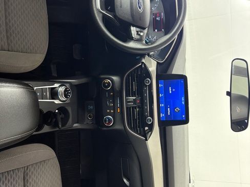 Used 2022 Ford Escape SE FWD image 26