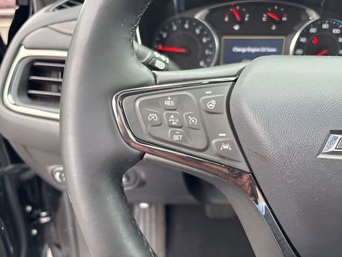 Used 2024 Chevrolet Equinox Premier AWD/4WD image 15