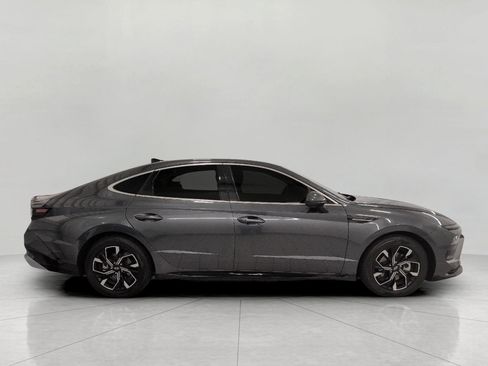 Used 2025 Hyundai Sonata SEL AWD/4WD image 11