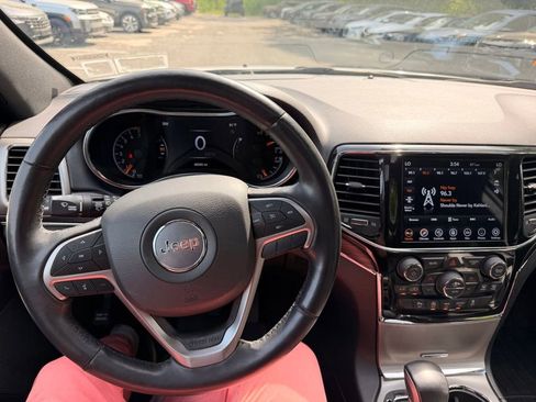 Used 2022 Jeep Grand Cherokee Limited AWD/4WD image 13