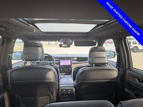 Used 2022 Jeep Grand Cherokee Summit w/ Advanced Protech Group IV image 23