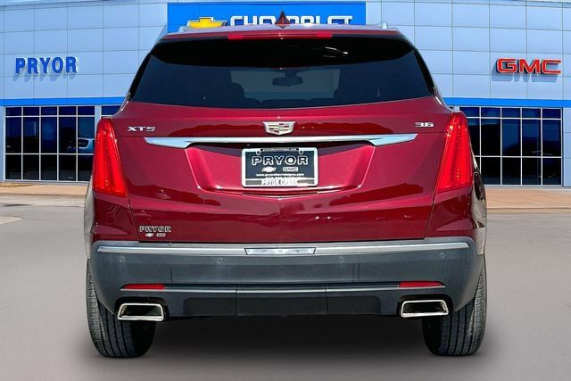 Used 2017 Cadillac XT5 FWD w/ LPO, Wheel Lock Package image 6