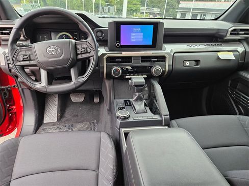 New 2025 Toyota Tacoma SR5 image 15