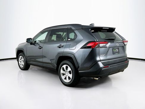 Used 2020 Toyota RAV4 LE image 5