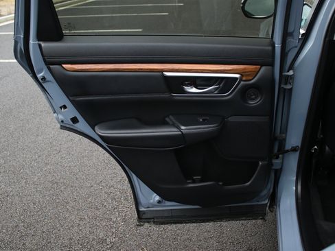 Used 2022 Honda CR-V Touring image 14