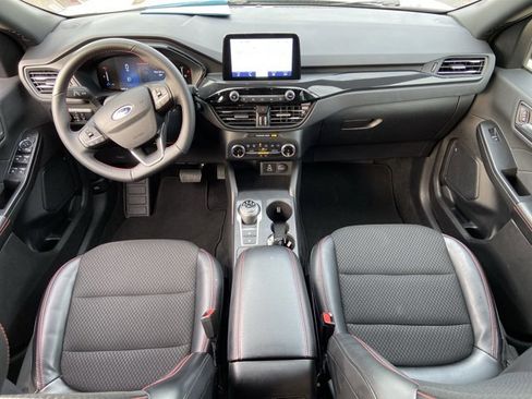 Used 2025 Ford Escape ST-Line image 48