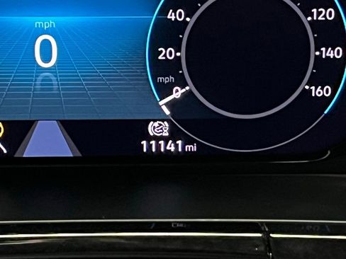 Certified 2025 Volkswagen Atlas Cross Sport SE w/ Panoramic Sunroof Package AWD/4WD image 25