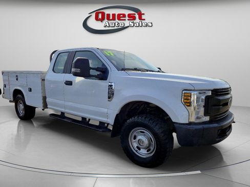 Used 2017 Ford F250 XL w/ Power Equipment Group image 11
