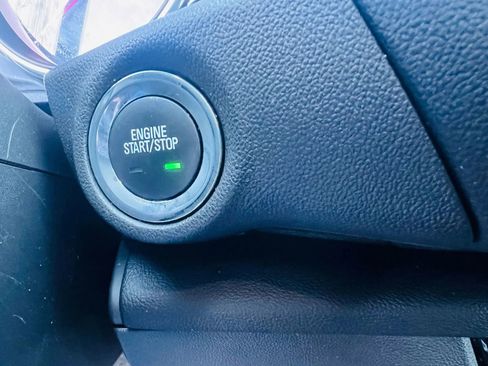 Used 2018 Buick Regal Preferred image 33