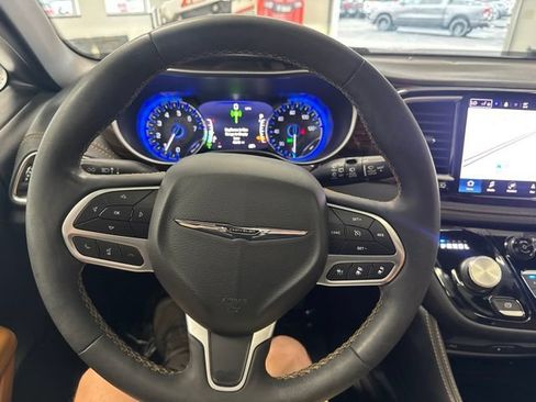 Used 2022 Chrysler Pacifica Pinnacle AWD/4WD image 40