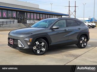 Used 2025 Hyundai Kona SEL video 1