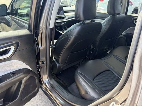 Used 2022 Jeep Compass Latitude image 20