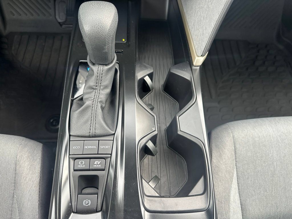 Certified 2026 Toyota Camry LE FWD image 23