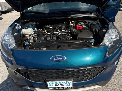 Used 2020 Ford Escape Titanium AWD/4WD image 18